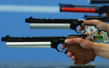 Самые распространенные ошибки в стрельбе из пистолета. Прицеливание - наложение прицельной линии на мишень